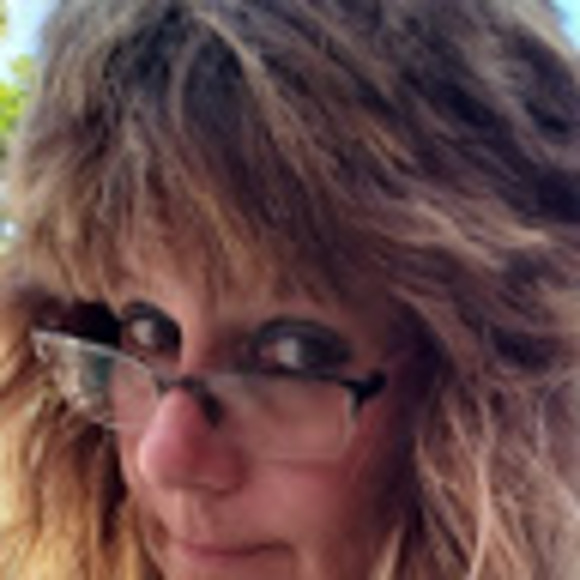 Meet your Posher, Kimmie luvs - Picture 1 of 1